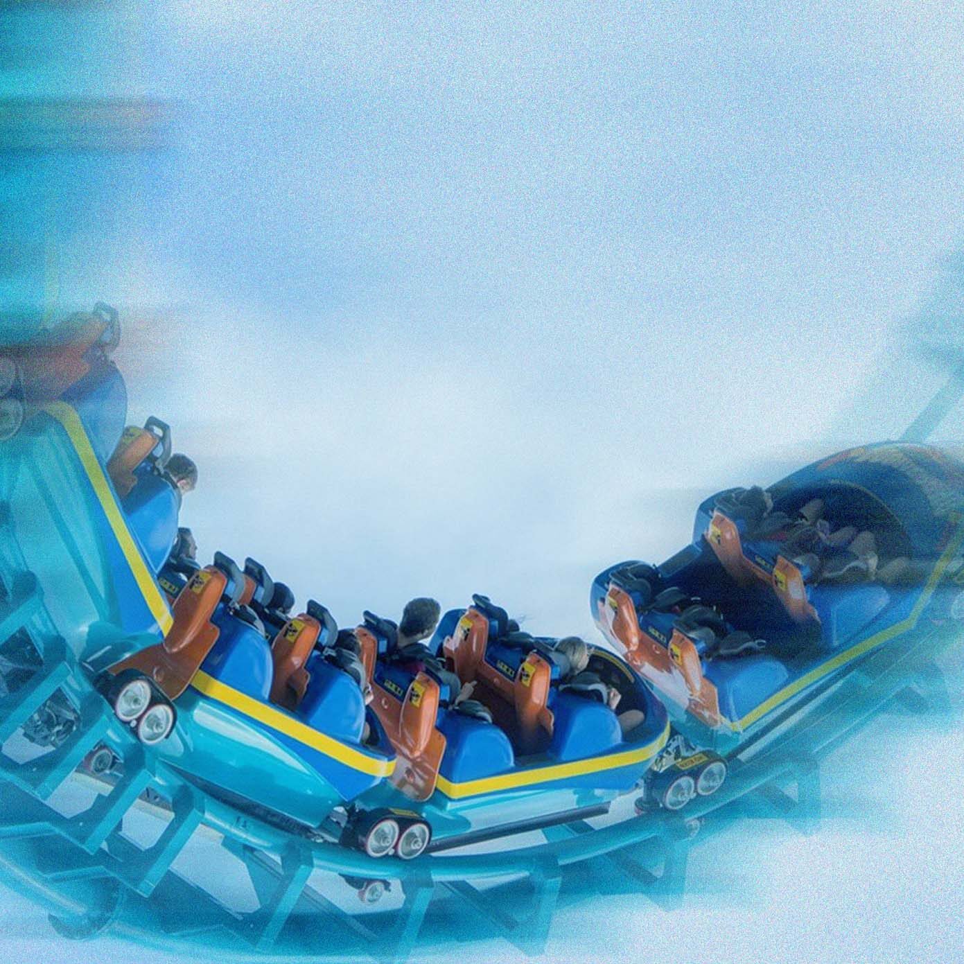 Motion Blur_Rollercoaster_Blue